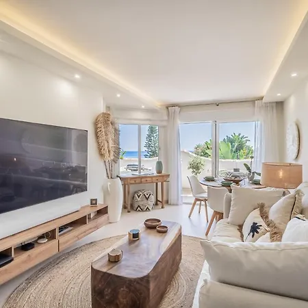 Luxury 2 Bedroom Beachfront In Bali-boho Style *